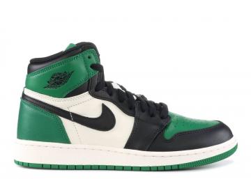 StclaircomoShops - Air Jordan I 1 Shoes - Nike Jordan Mars 270 Lage  sneakers in zwart en goud