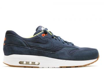 Nike total 60 clearance