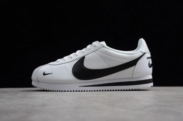 Nike Lifestyle Shoes - StclaircomoShops - Must-have in the sneaker 