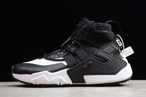 Nike huarache gripp black and white clearance