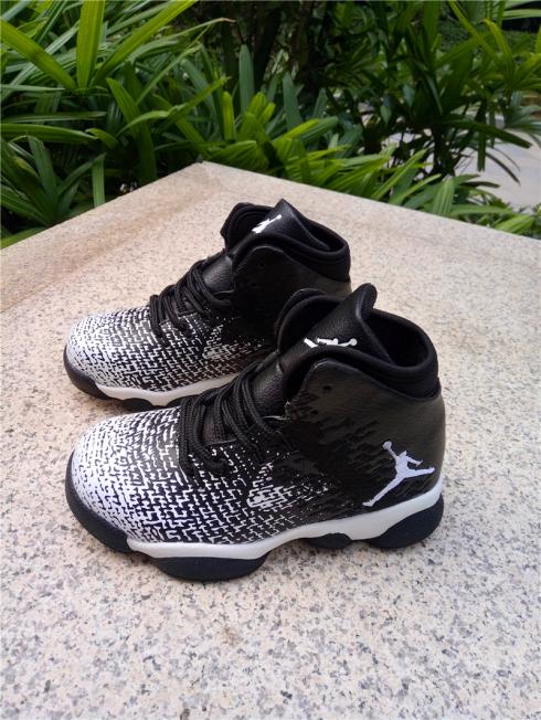 Nike nike triple jump elite volt shoes 