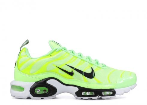 Nike Air Max Plus Premium Overbranding Black White Mens Shoes 815994 - 004  - StclaircomoShops - cheap nike air foamposite one silver black