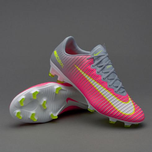 Nike football shoes pink clearance