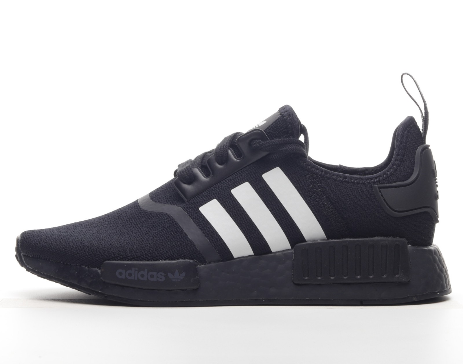 pumpe ser godt ud jurist StclaircomoShops - Adidas NMD Boost R1 Core Black Cloud White FV8278 -  adidas overruns philippines shoes store locations