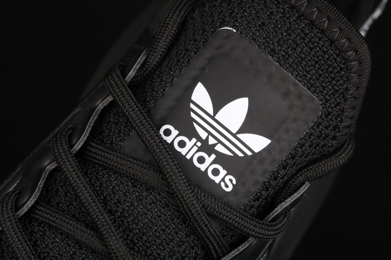 Uitrusten Persoonlijk Rijke man Adidas NMD Boost R1 V2 Black Speckled Core Black Supplier Colour Cloud  White GX5164 - Sepsale - adidas showroom in rajahmundry today price list