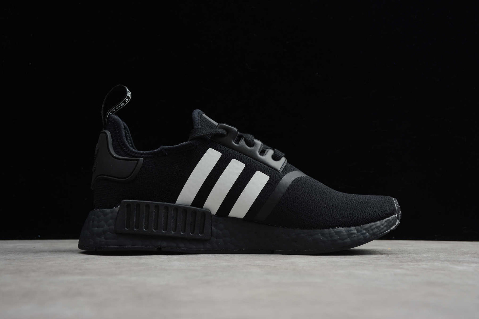 adidas culver city council Sepsale NMD R1 Boost Core Black Cloud White FV8728