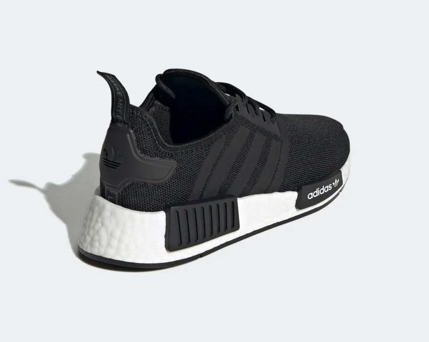 Nmd r1 core black cloud white sales