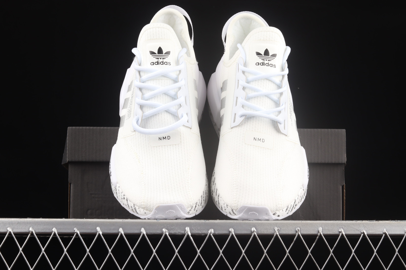 Adidas originals nmd on sale r1 japan white