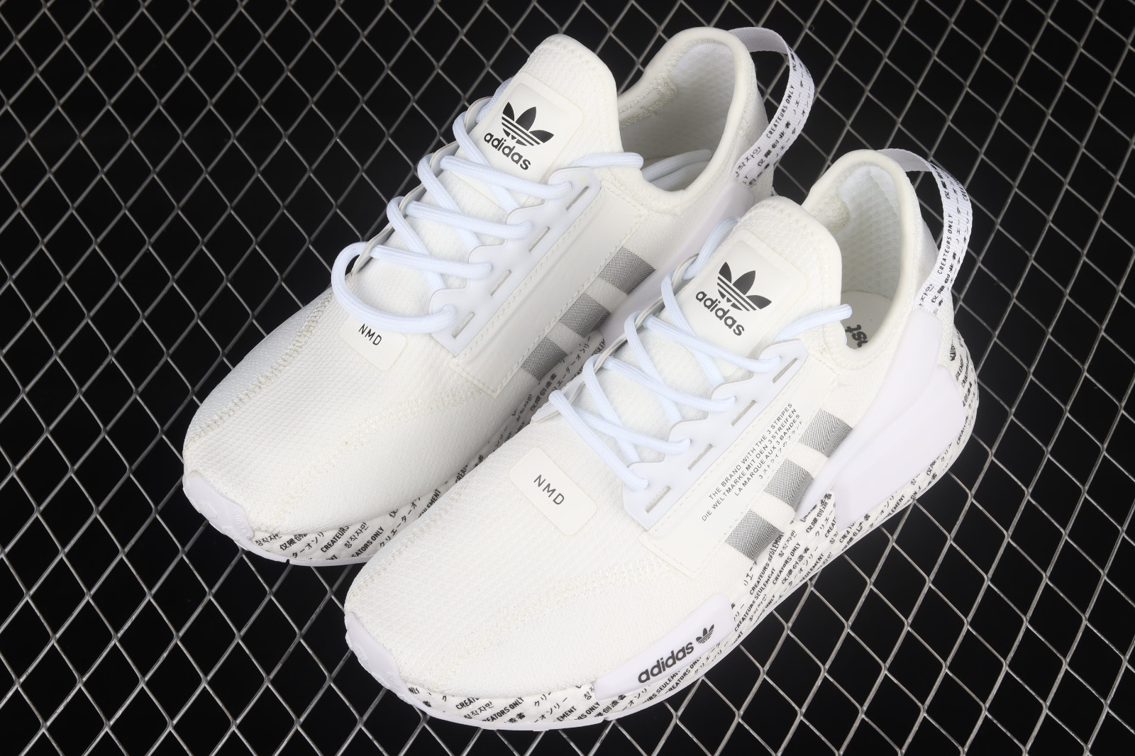 Adidas Originals NMD R1 V2 Script White Cloud White Core Black GX1116 -  sporty moda foto adidas sneakers 2016 - Sepsale