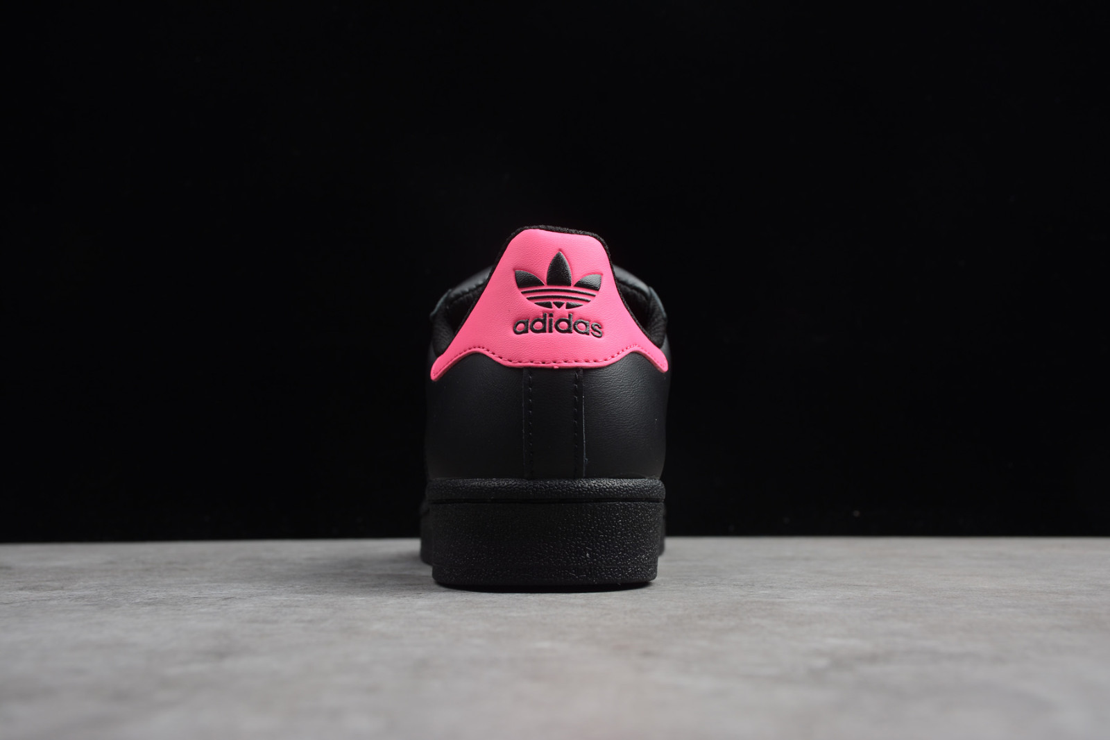 adidas superstar black pink
