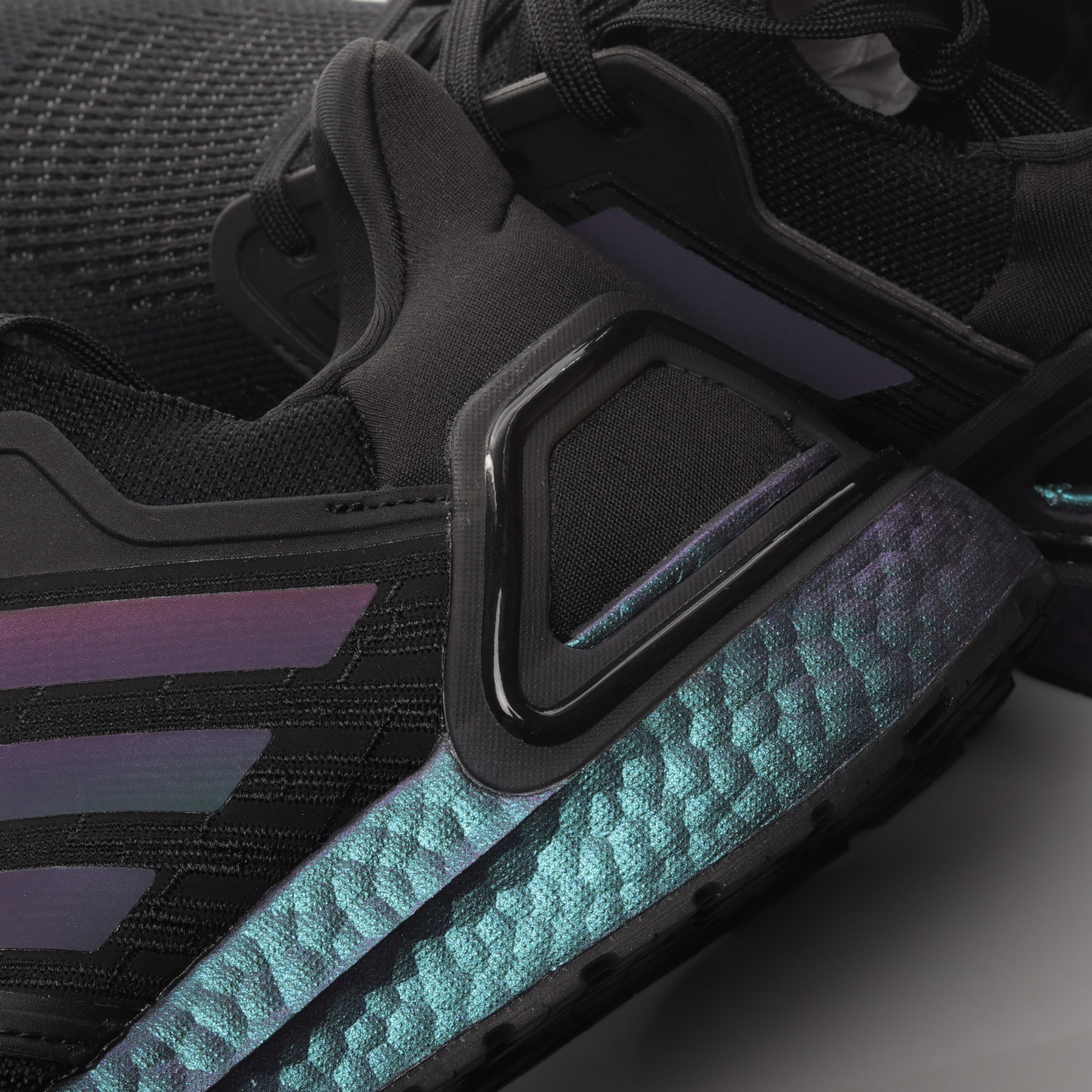 Adidas ultra boost 20 discount black purple