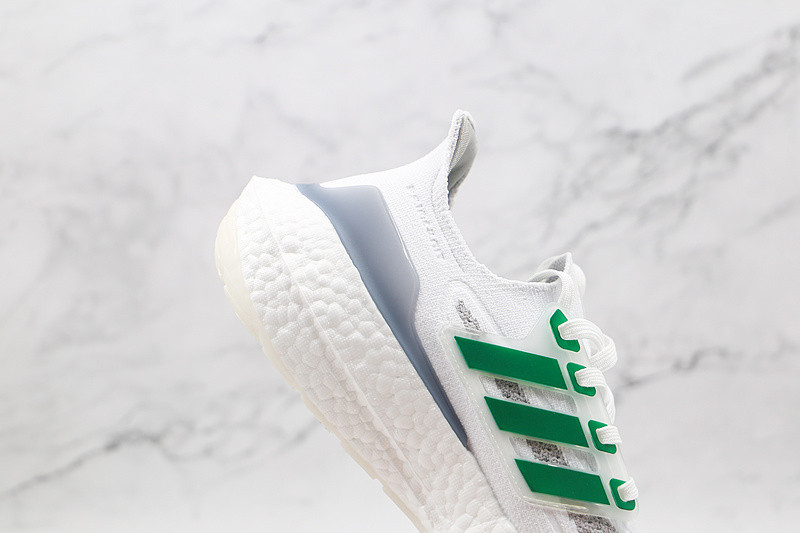 Adidas ultra boost top guayos