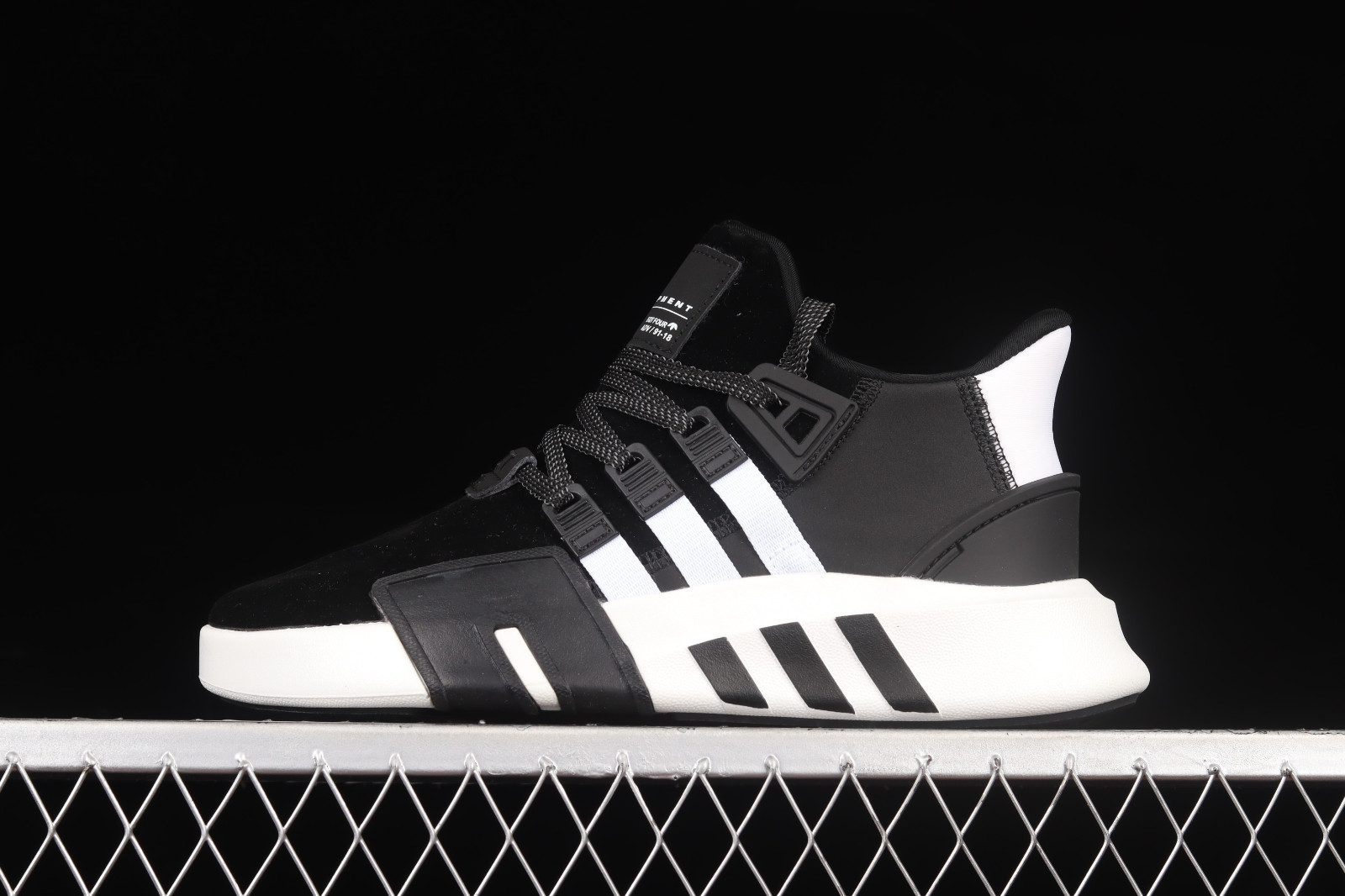 Sepsale - Max 1 Aqua black Shoes Seattle Marine - Addias EQT Bask ADV Core  Black Cloud White black Shoes EE2998