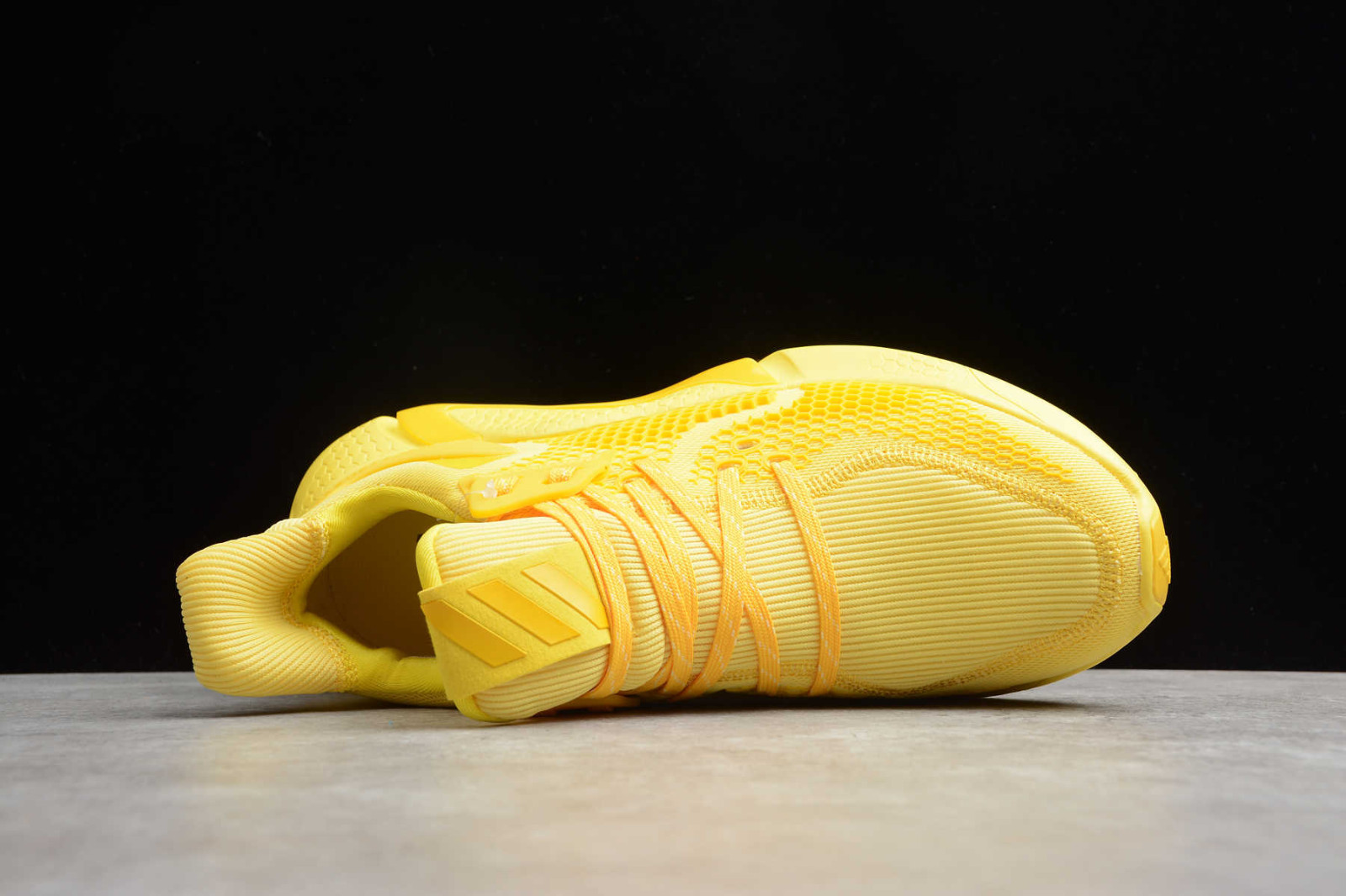 alphabounce yellow