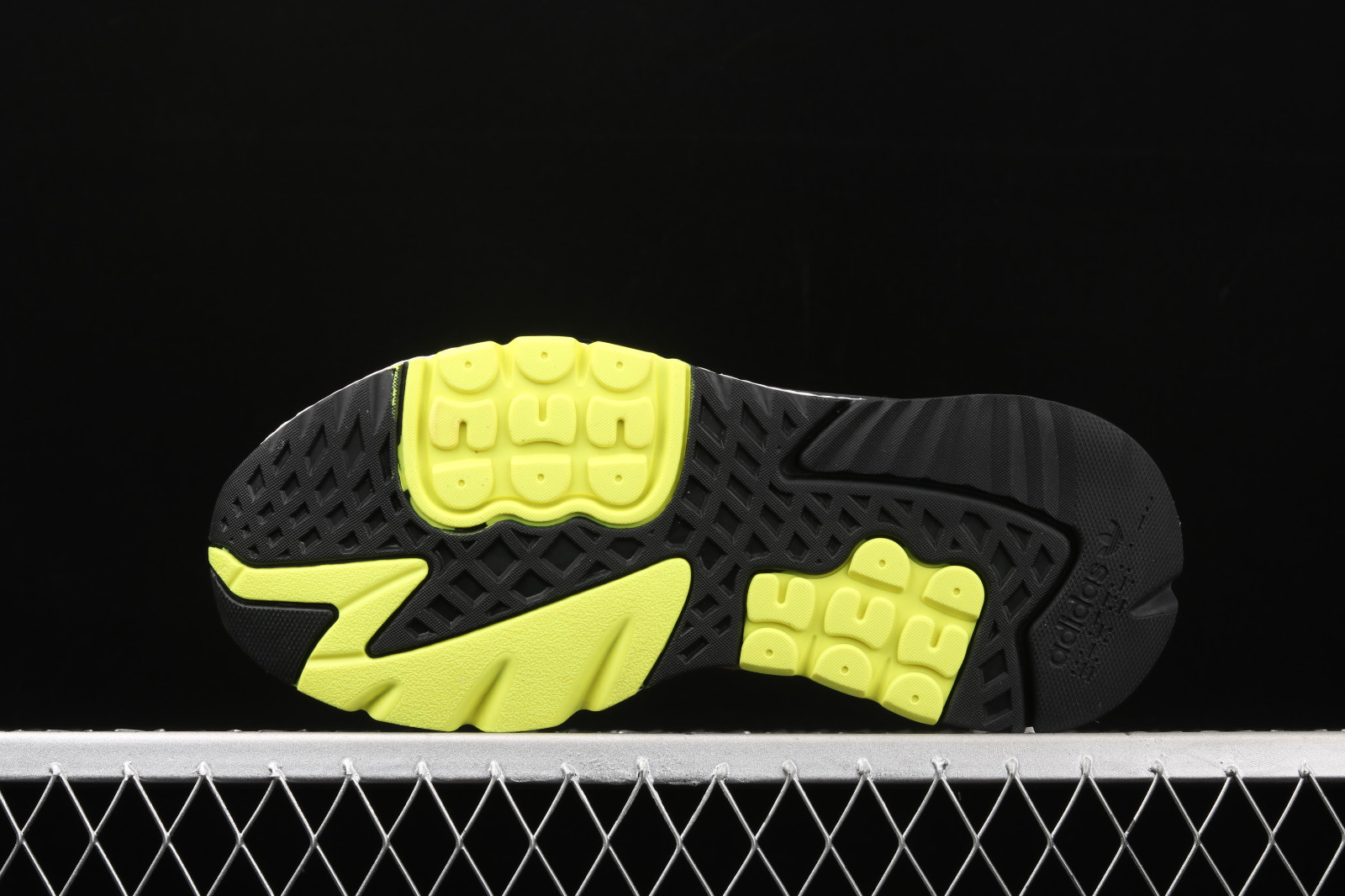 Adidas Nite Jogger Easy Yellow Core Black Cloud White EE5868 - Sepsale