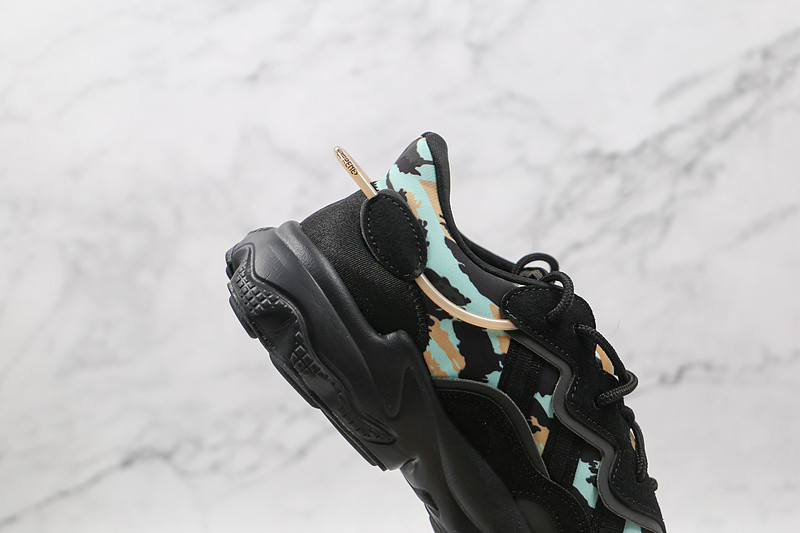 Adidas Ozweego Core Black Camo Hazy Beige GV9710 - Sepsale