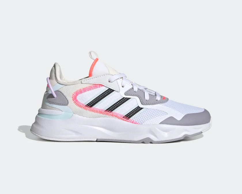 Adidas Wmns Futureflow Marathon Cloud White Core Black Sky Tint FW7184 -  StclaircomoShops