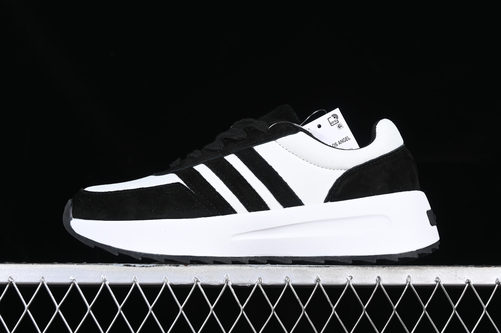 Adidas b41626 on sale