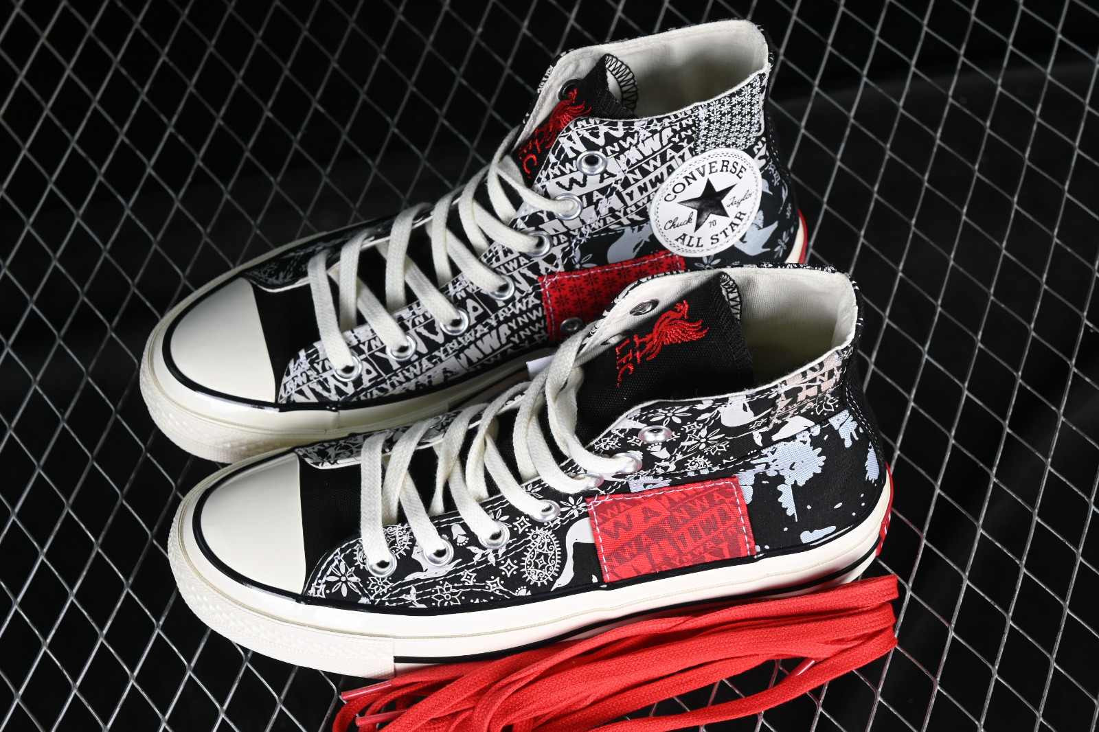 Converse Chuck Taylor All Star 70 Hi Black Egret Tomato A05964C Detail shot of Ausbies Converse sneakers Converse cipo BrlShops