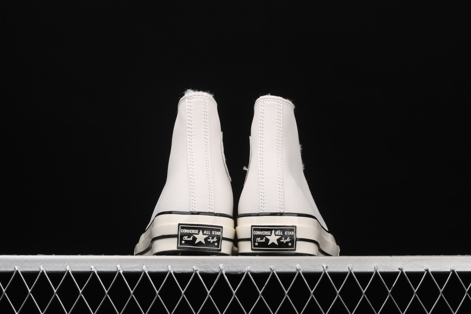 Converse Chuck Taylor All Star 70 High Cozy Club Lt Orewood Brown 569515C -  StclaircomoShops