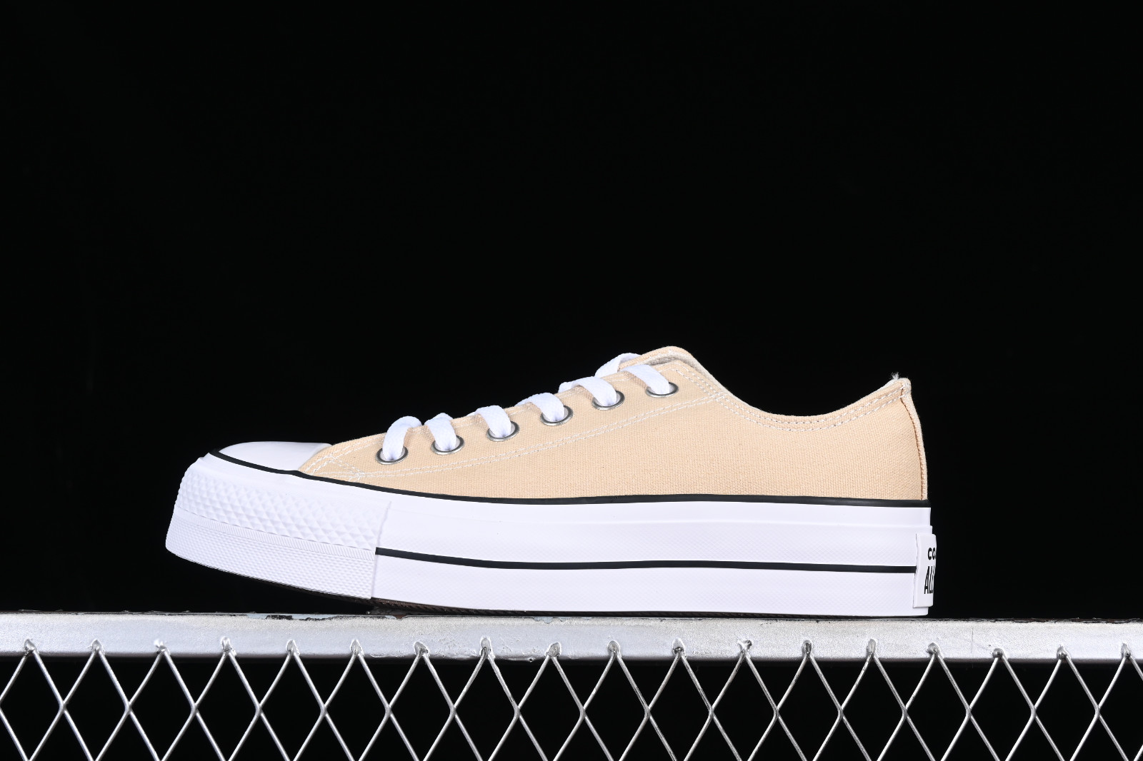 その他 milky Converse Chuck Taylor All Star Lift Oat Milk White A03542C