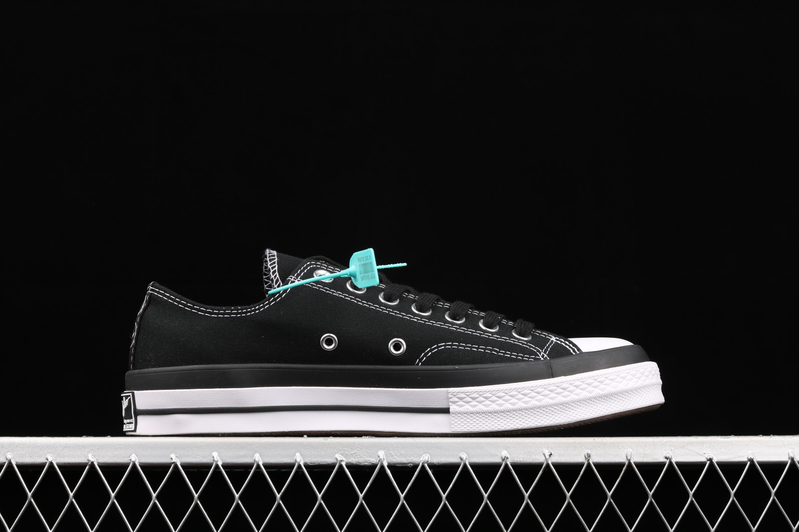 StclaircomoShops Moncler x Fragment x Converse Chuck Taylor All Star 70 OX Black White 169069C Converse Run Star Hike Barcode Converse Shoes