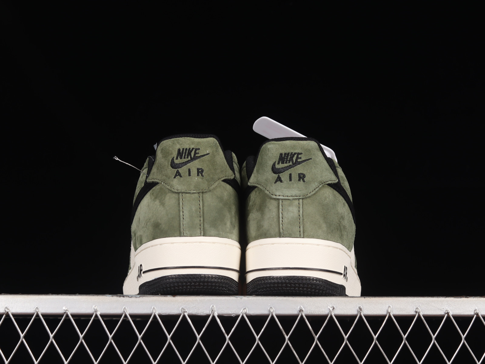 nike foamposite black air zoom sneaker boot boots Air Force 1 Low 023 Akira x Nike Air Force 1 07 Low Suede Green Black White DI3966 GmarShops