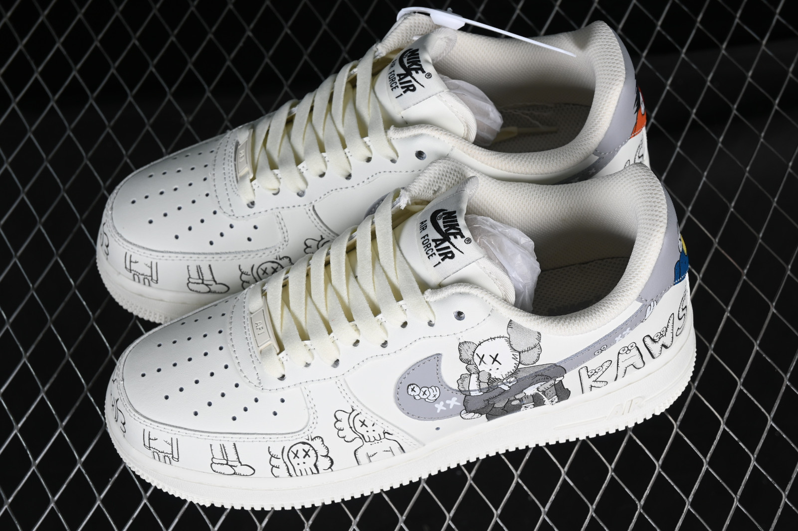 Nike air force hot sale 1 x kaws