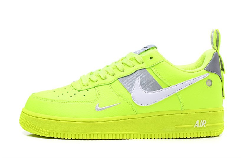 700 Nike Air Force 1 07 LV8 Utility Fluorescent Green Grey