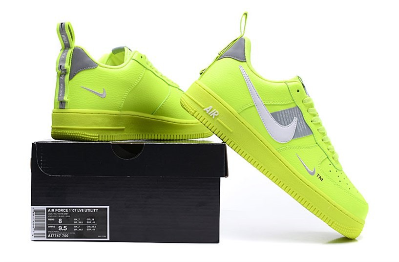 Nike utility fluo new arrivals