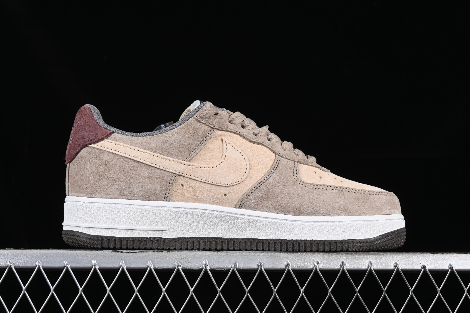 Air force 1 womens size 6 near me online