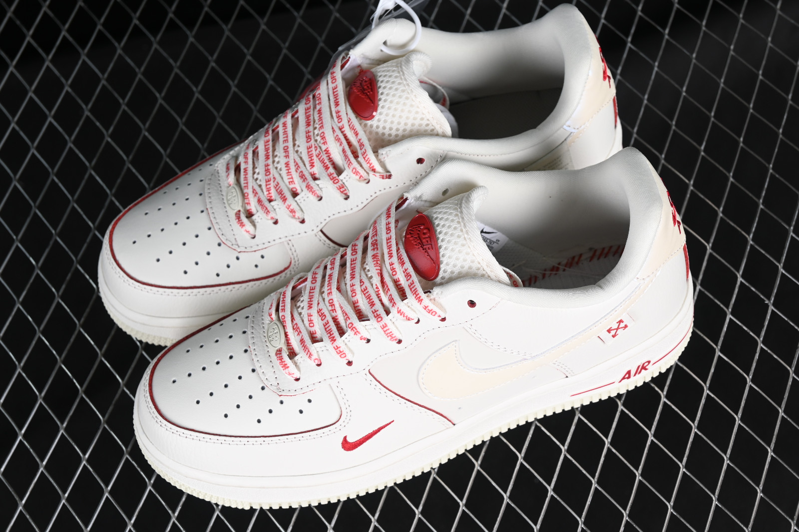 BioenergylistsShops White Red White PF9055 La Nike Dunk Low St Johns University Red 767 Nike Air Force 1 07 Low Off Air Force 1 Low