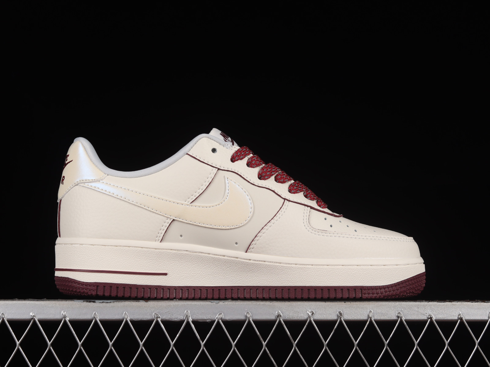 Nike air force clearance 1 bruin