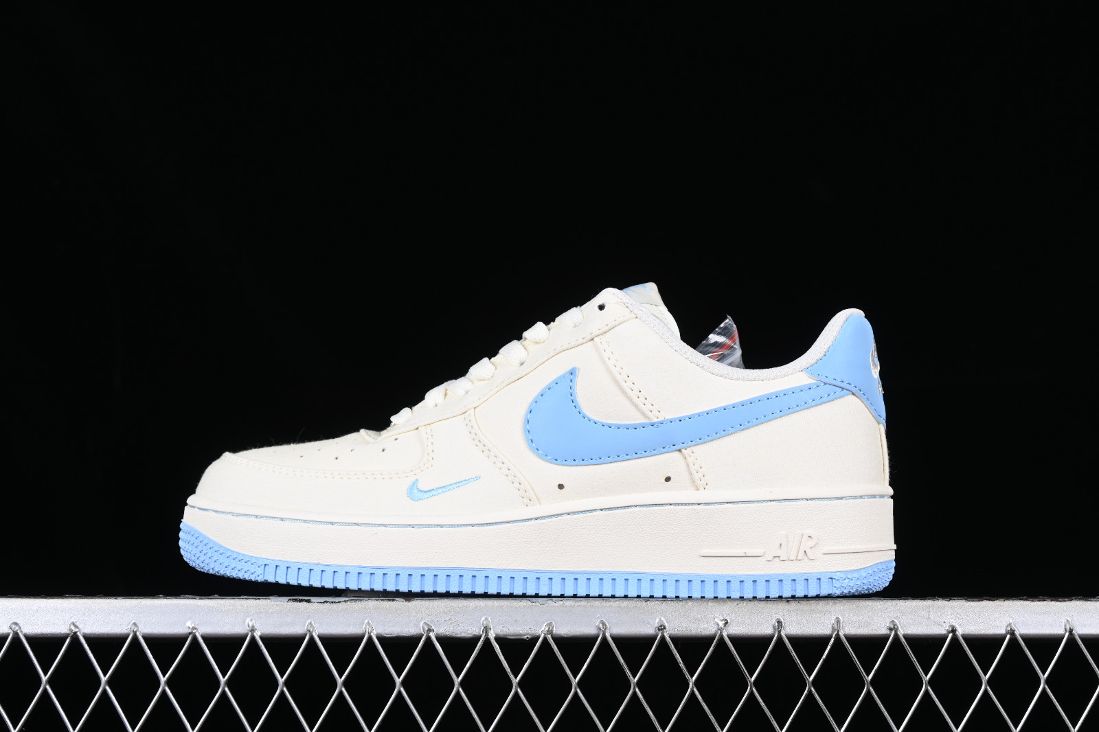 Sky blue off white air force 1 clearance