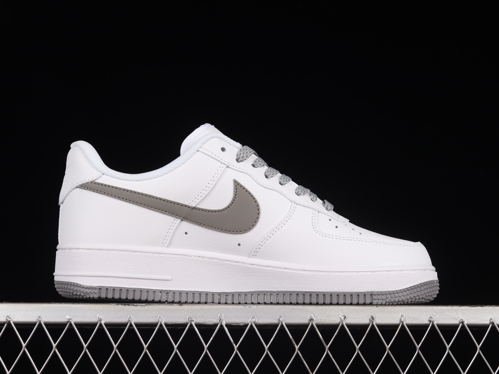 Nike air sale force gris oscuro