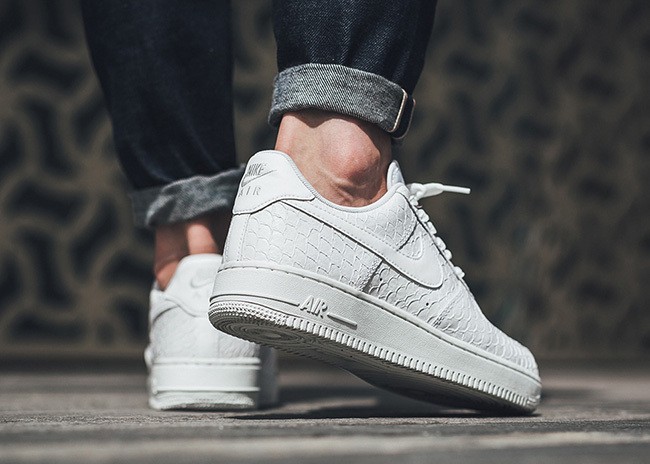 Nike Air Force 1'07 Lv8 Low Croc Summit 