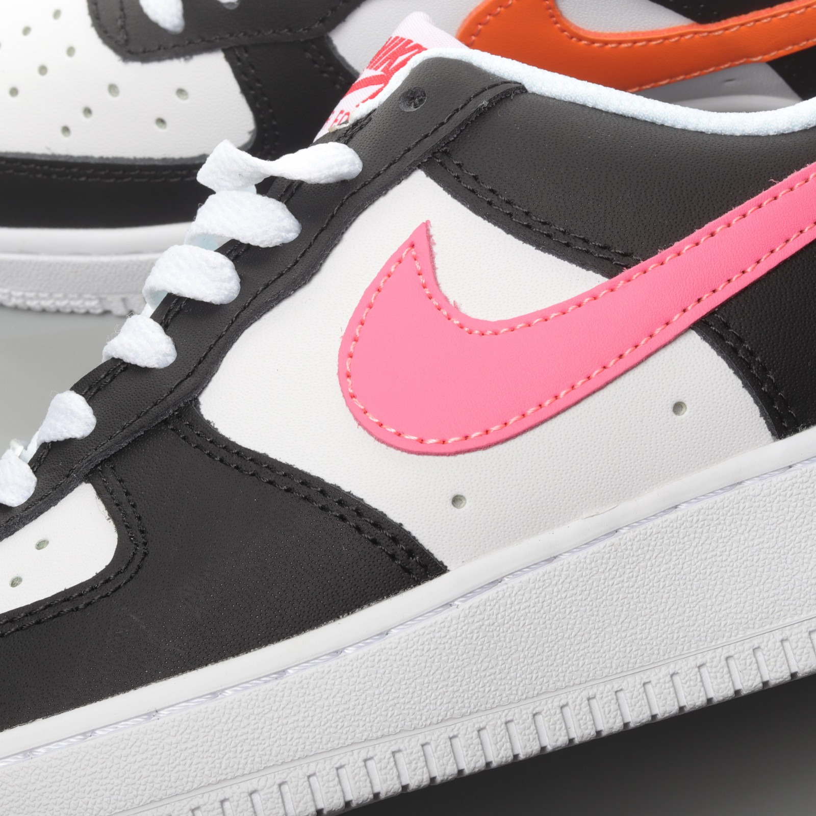 nike satin swoosh