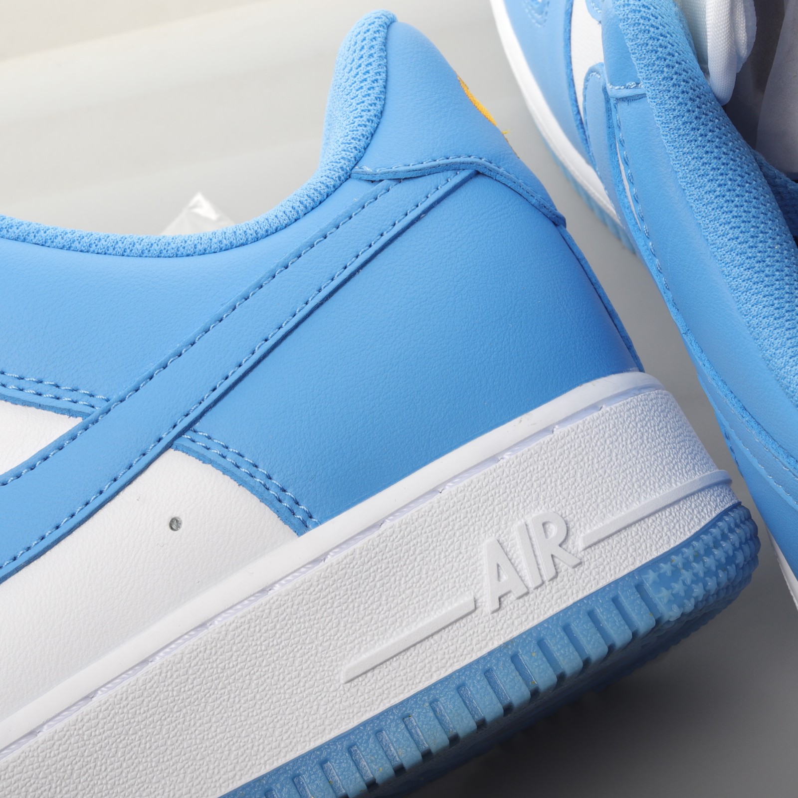 FonjepShops 441 Nike Air Force 1 Low 07 SU19 White Card Blue