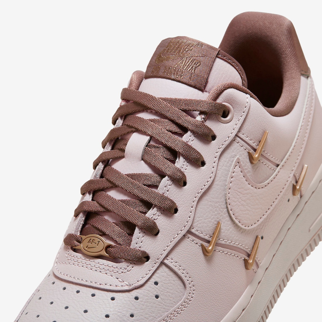 001 - Nike Air Force 1 Low LX Pink Oxford Smokey Mauve