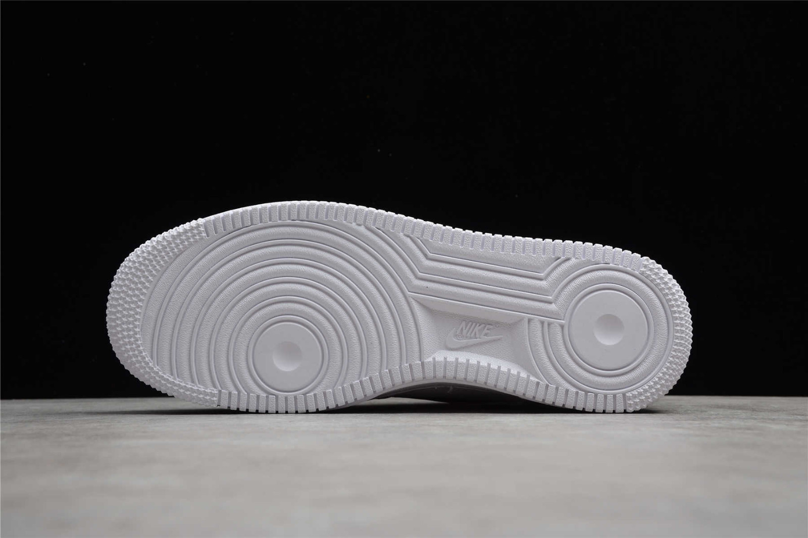 Nike Air Force 1 Zig Zag White Black DN4928-100 For Sale – KD 13 Sale