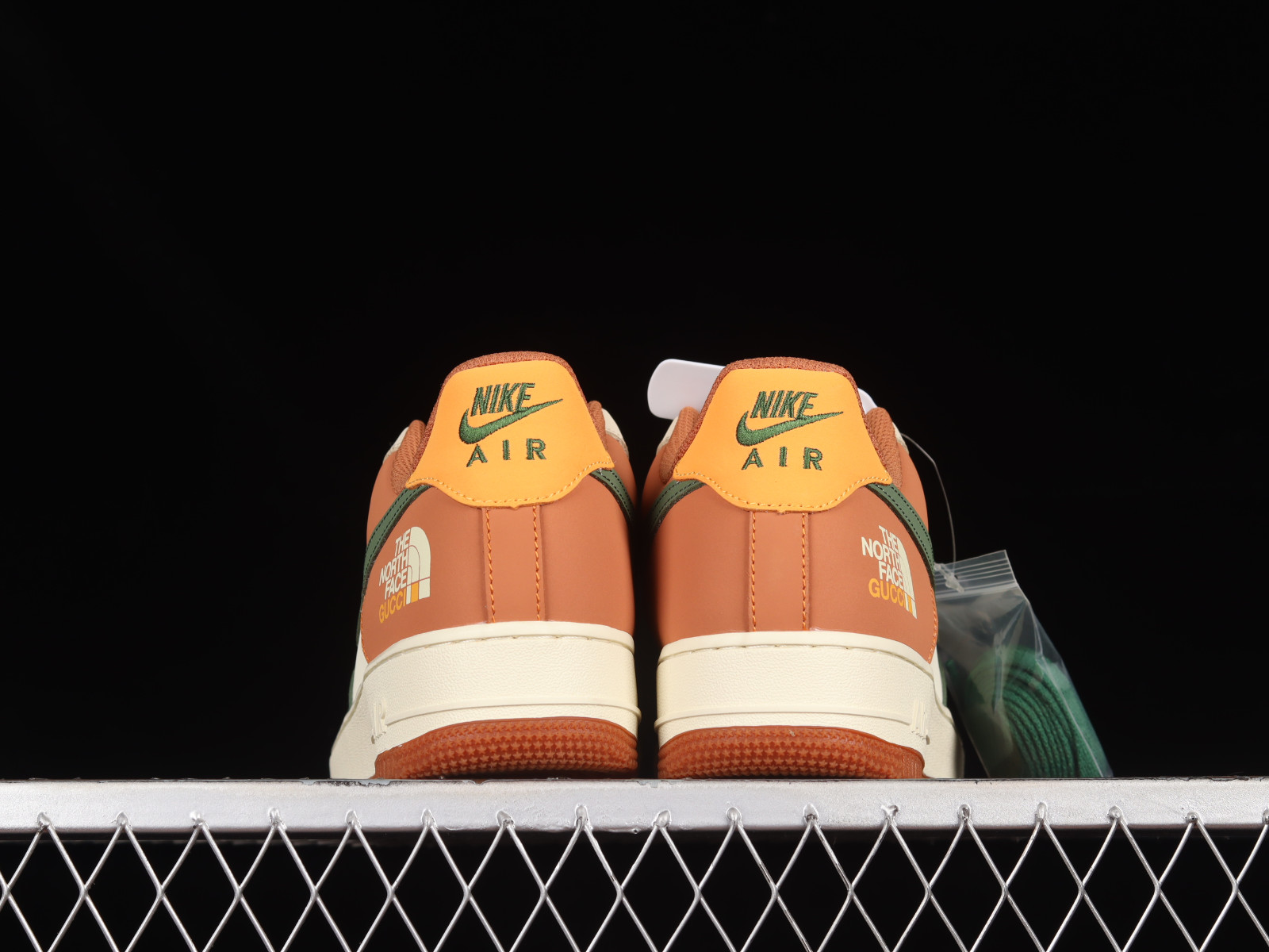 Nike Lunar Force 1 Low Oranje on sale