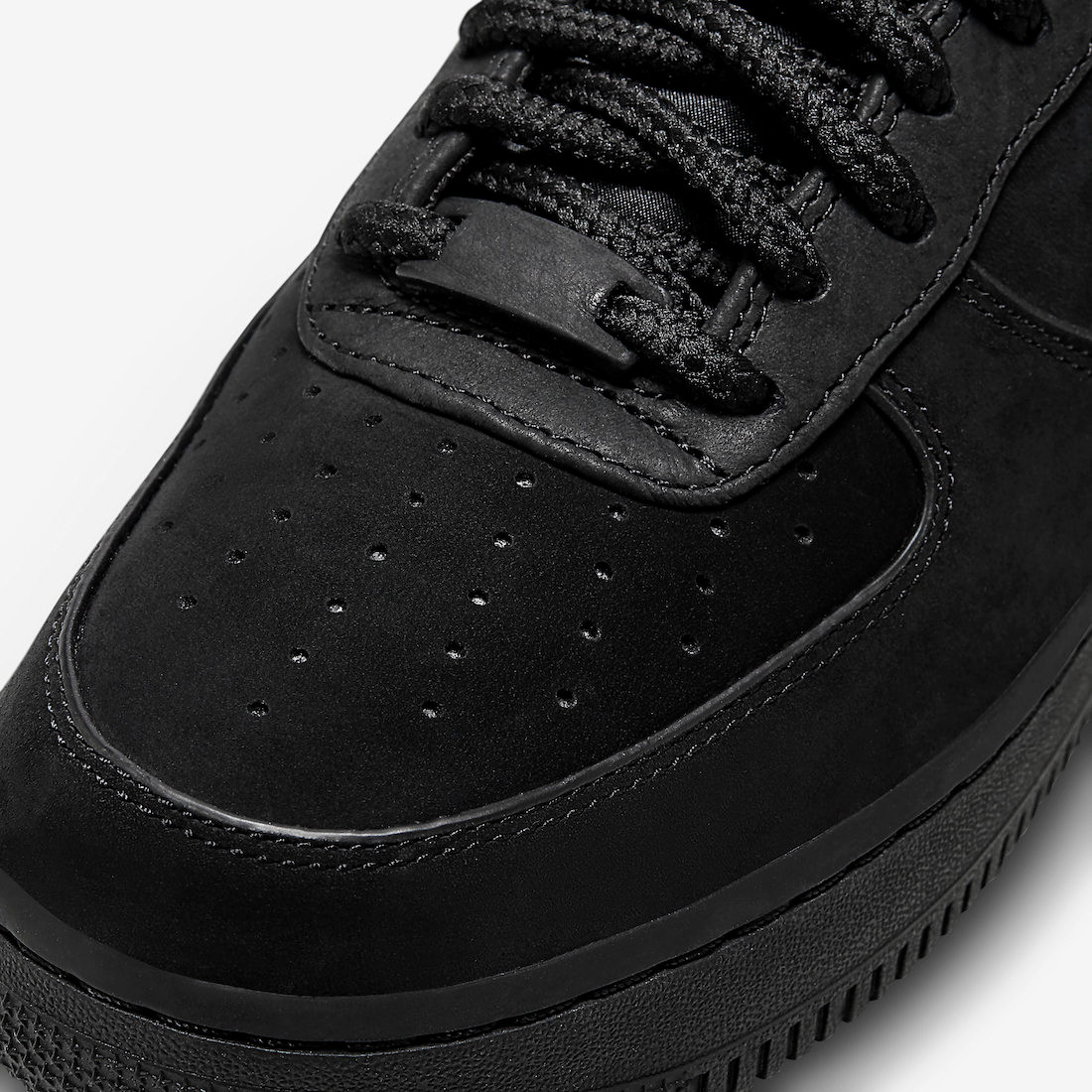 P6 nike black sale