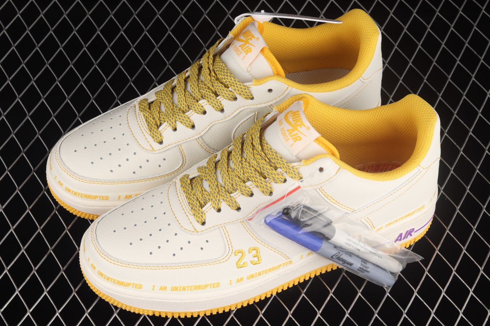 Nike air force 1 '07 mtaa x uninterrupted online