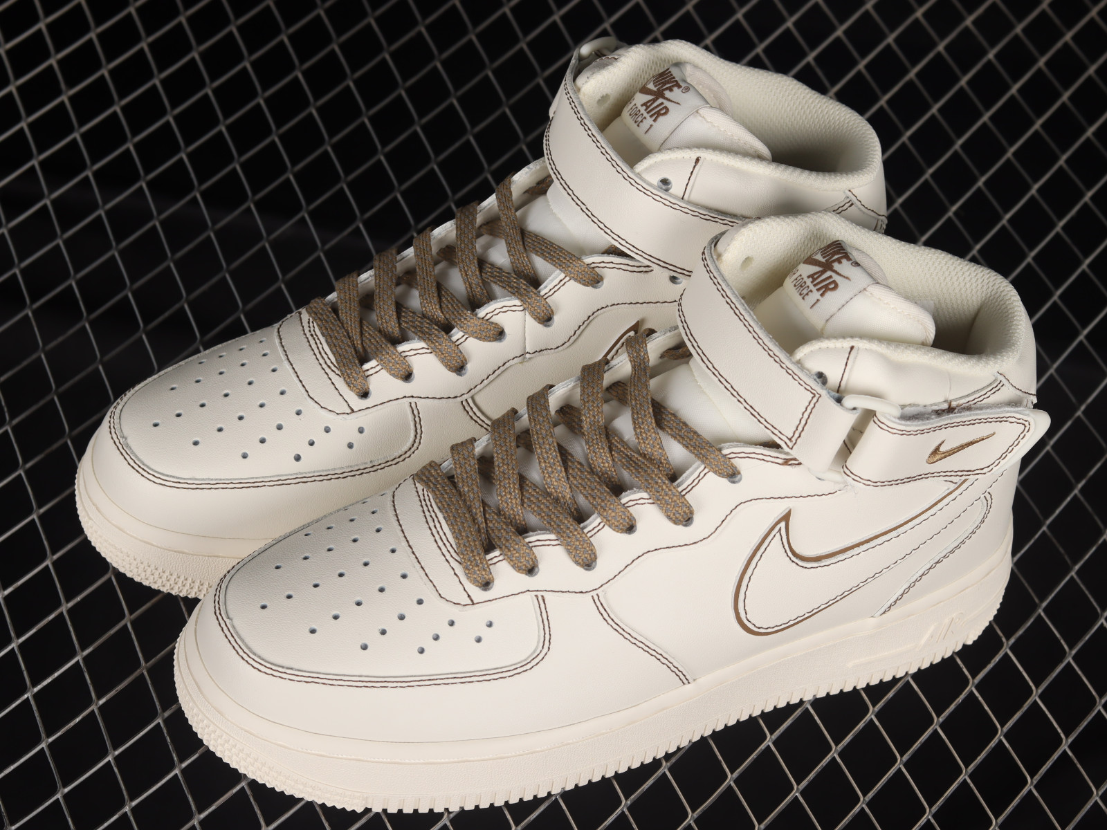 Nike air force 1 france top