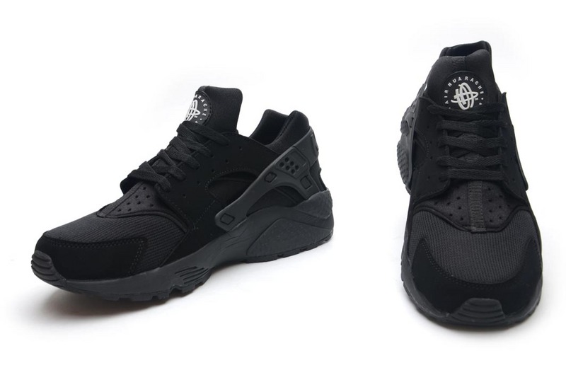 blackout huaraches