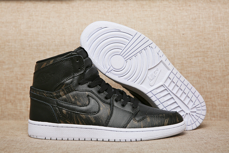 StclaircomoShops - nike air jordan retro 1 mid chicago toe gym red - Nike  Air Jordan I 1 Retro HIGH Black Brown White Men Basketball Shoes