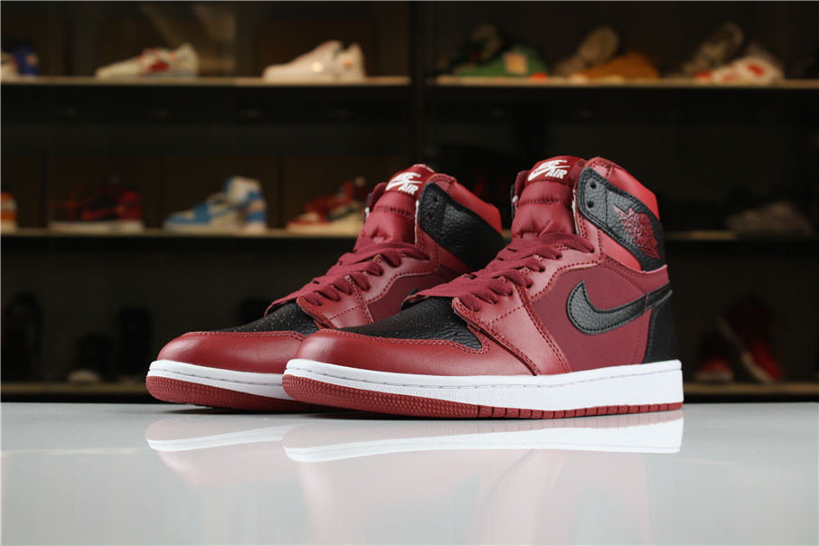 Retro Men Basketball Shoes Wine Red 
