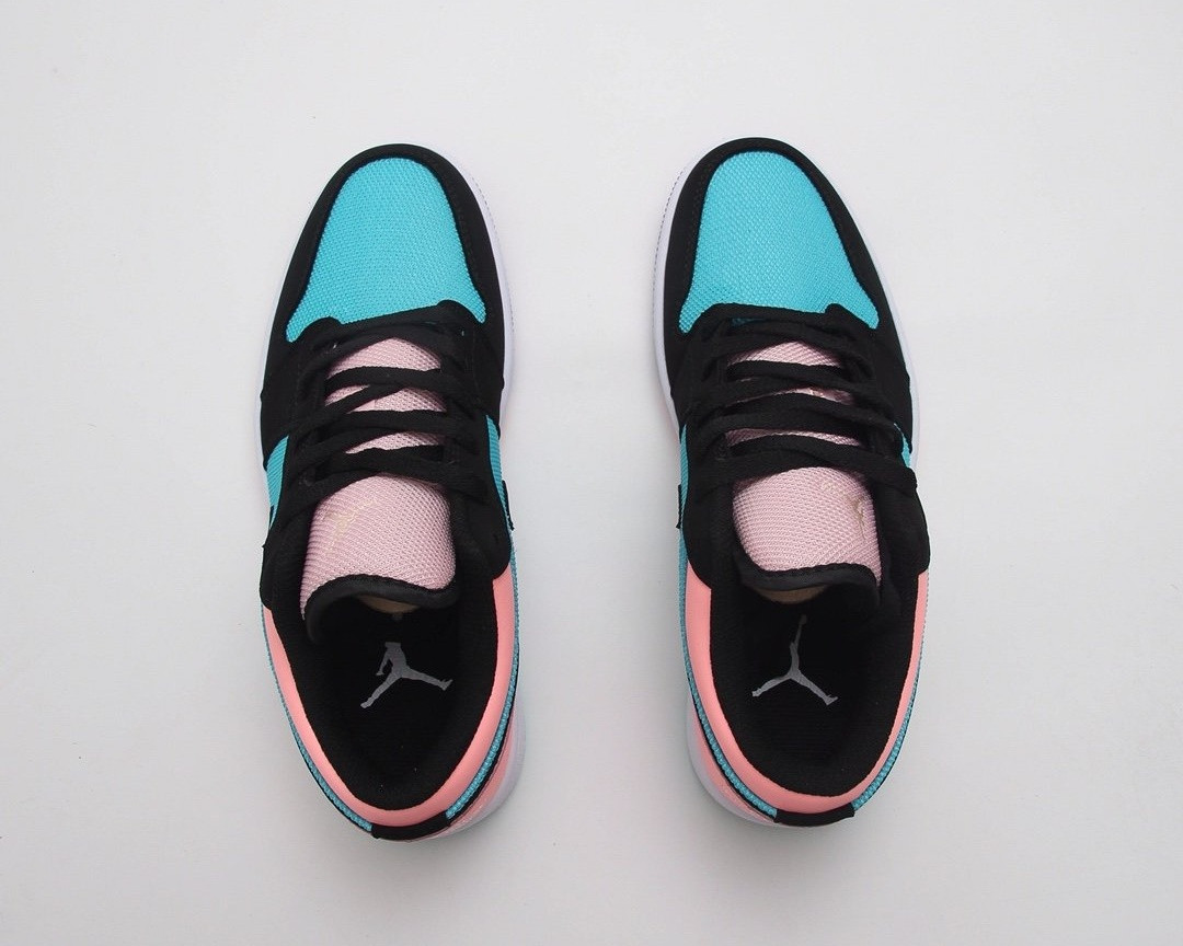 Blue and pink jordan online 1