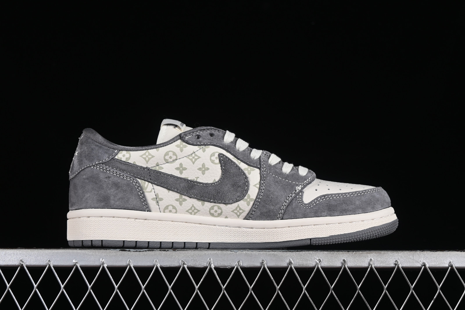 001 - GaleriahitShops - Hiroshi Fujiwara Teases Alternate Travis Scott Air Jordan  1 Low - Air Jordan I Low - Travis Scott x Fragment Design x Air Jordan 1  Low OG SP Dark Grey Off White SJ2068