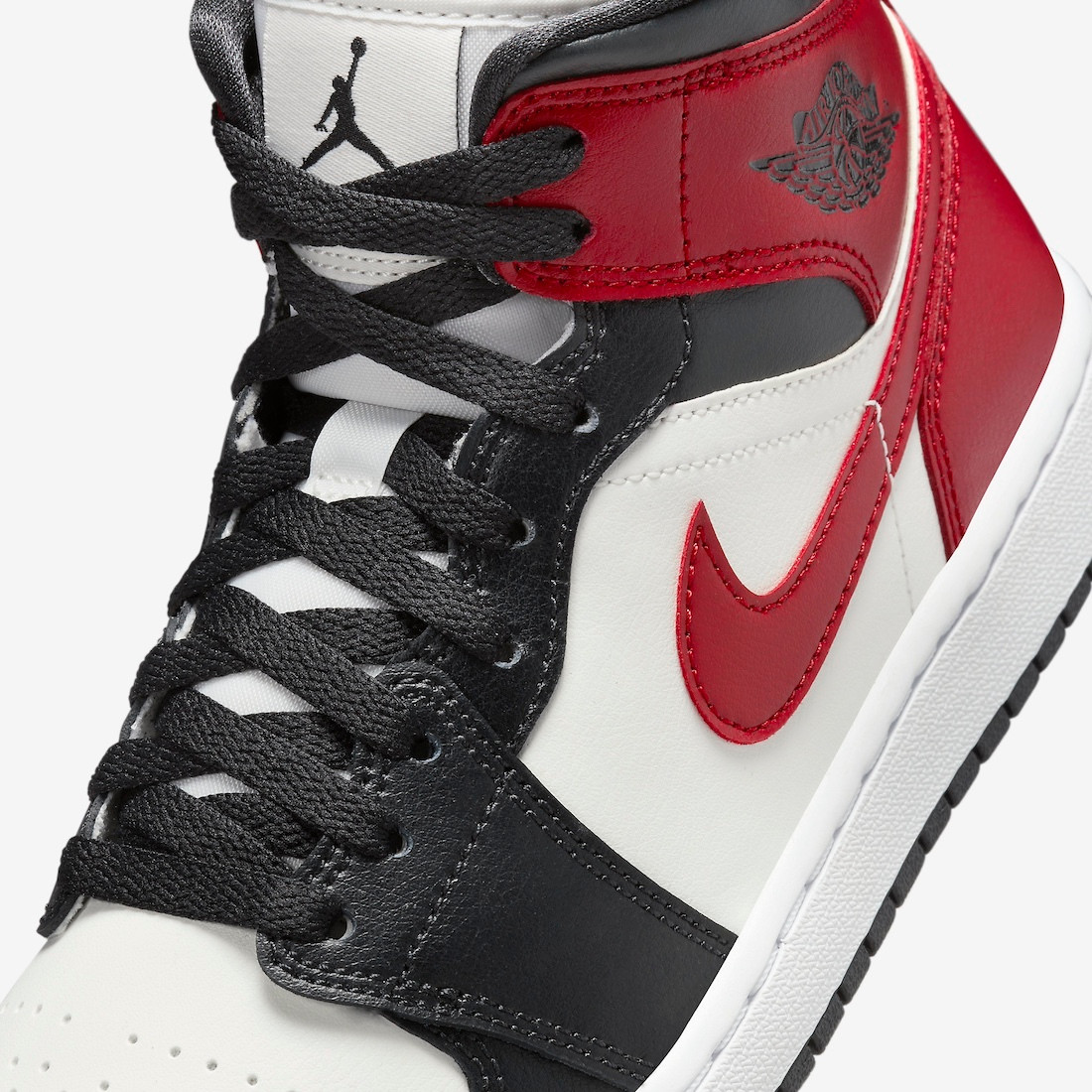 Jordan black sail hotsell white gym red